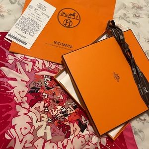 HERMES FUCHSIA CONGO GRAFFITI SILK SM SCARF